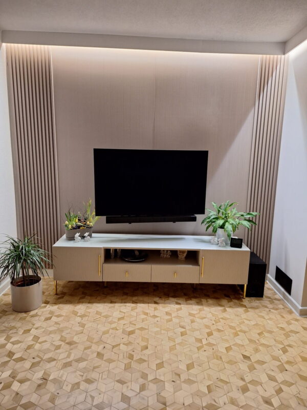 8970 Pruhy lamel 300x15,3x2,4 cm